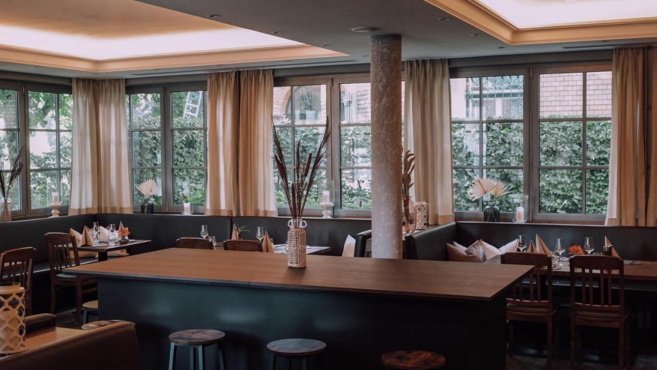 Restaurant & Hotel Engelkeller Memmingen Bagian luar foto