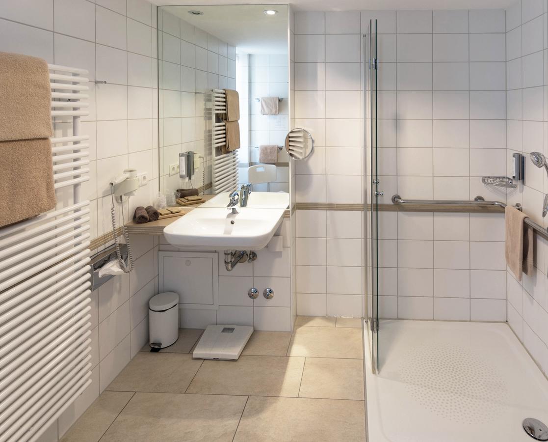 Restaurant & Hotel Engelkeller Memmingen Bagian luar foto